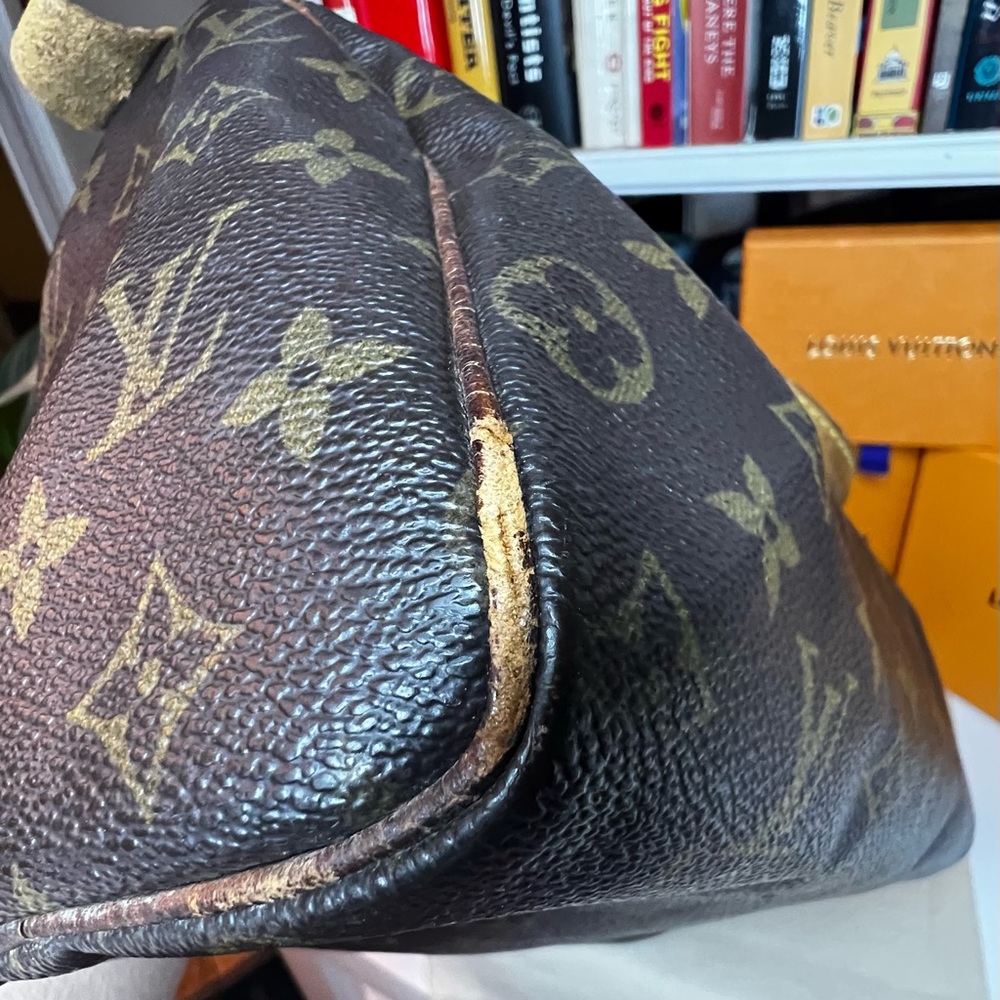Louis Vuitton Vintage Monogram Coated Canvas Speedy 25 - Picture 9 of 16